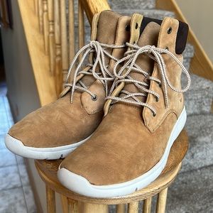 Timberland hover lite high top lace up suede boot size 9.5